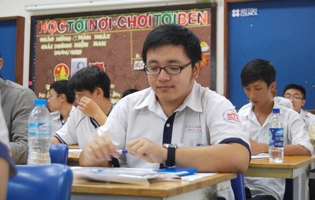 Kỳ thi THPT quốc gia 2015: Thí sinh bắt đầu thi môn đầu tiên ảnh 7