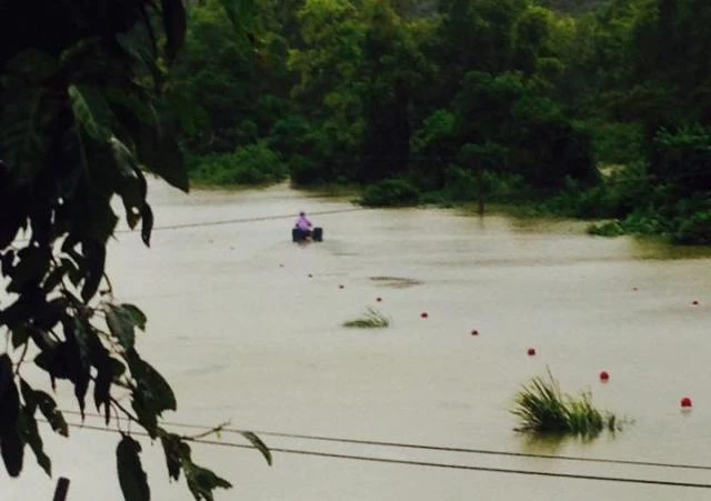 Hải Phòng: Huyện Cát Hải bị cô lập vì mưa lũ ảnh 2