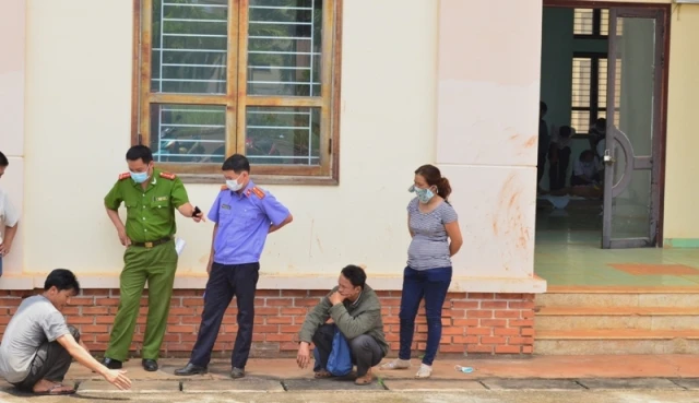 Đâm chết bạn nhậu vì bị đánh vào mặt ảnh 1