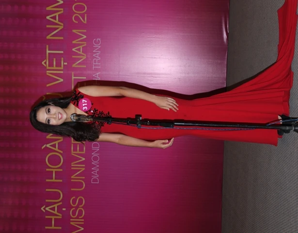 Thí sinh Hoa hậu Hoàn vũ rạng ngời trước ống kính phóng viên ảnh 20