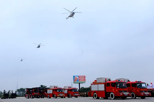 Hà Nội sẽ mua máy bay chữa cháy ảnh 1