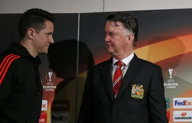 Lượt về vòng 16 đội Europa League: Tâm điểm M.U - Liverpool ảnh 1