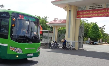 Xe buýt chuẩn đã về 18 thôn vườn trầu ảnh 4 Xe buýt chuẩn đã về 18 thôn vườn trầu ảnh 4