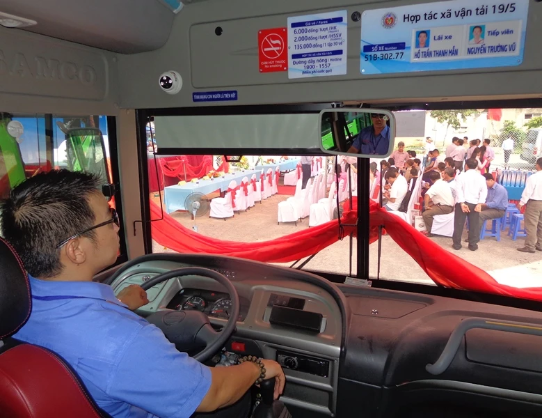 Xe buýt chuẩn đã về 18 thôn vườn trầu ảnh 9 Xe buýt chuẩn đã về 18 thôn vườn trầu ảnh 9