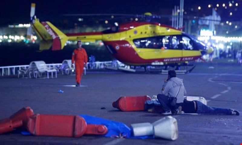 khủng bố Quốc khánh Pháp