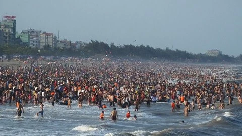 Những hình ảnh nghỉ lễ sẽ khiến nhiều người choáng váng ảnh 7