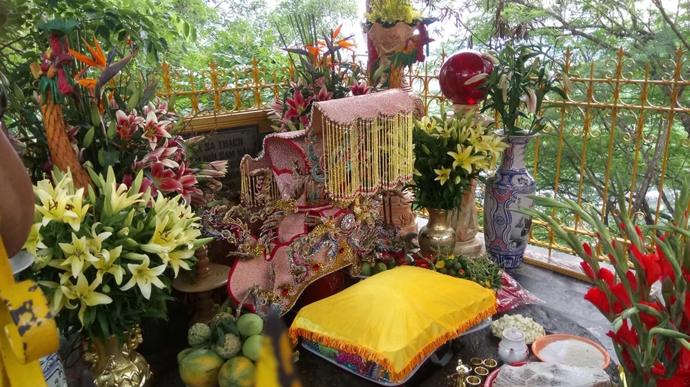 Phục dựng lễ rước tượng Bà Chúa Xứ núi Sam ảnh 6