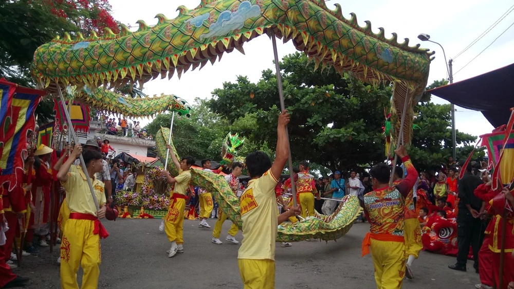 Phục dựng lễ rước tượng Bà Chúa Xứ núi Sam ảnh 7