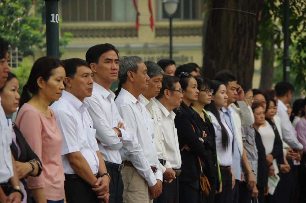 Linh xa đưa linh cữu bác Sáu Khải về đất mẹ Củ Chi ảnh 11