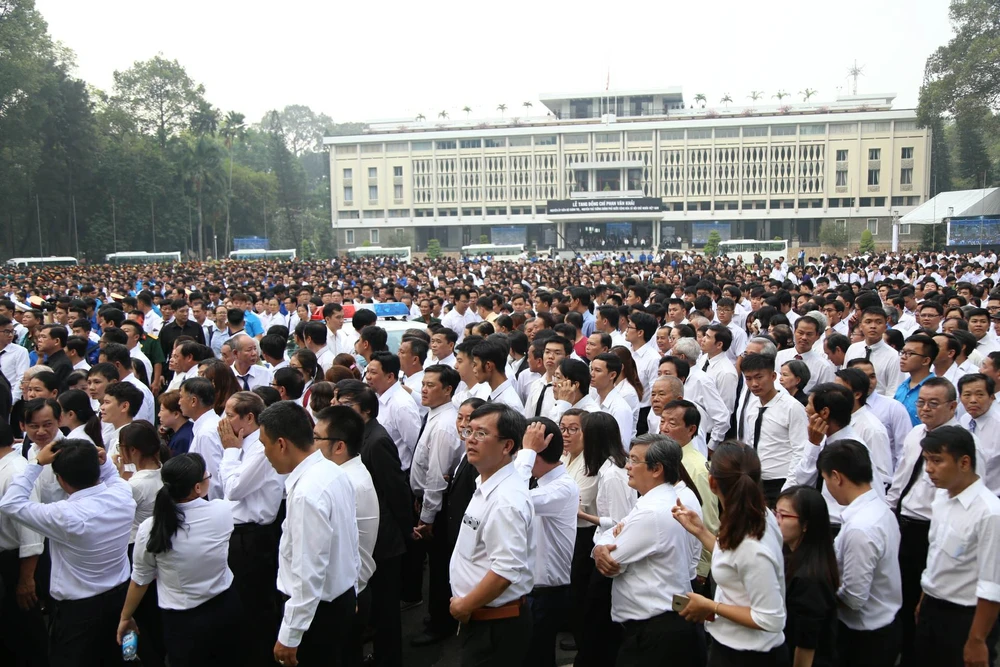 Linh xa đưa linh cữu bác Sáu Khải về đất mẹ Củ Chi ảnh 5