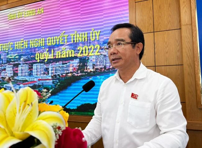 Bí thư tỉnh ủy Nguyễn Văn Được phát biểu chỉ đạo tại hội nghị.