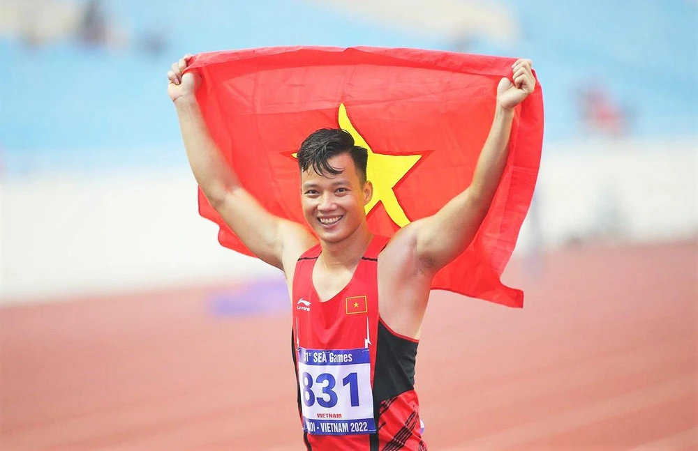 Hoài Văn giành Huy chương vàng ném lao. Ảnh: HD