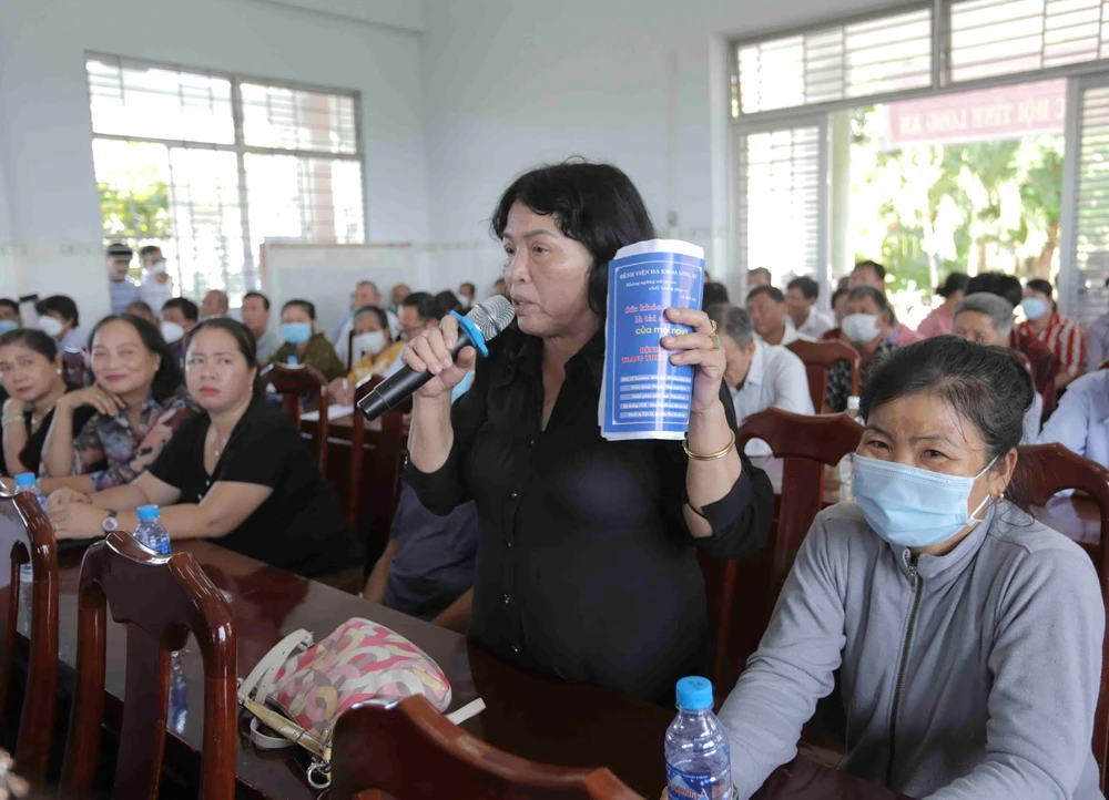 Bà Đường Thị Chín rất bức xúc ý kiến lên Đại biểu Quốc hội về việc cấp thuốc bảo hiểm y tế