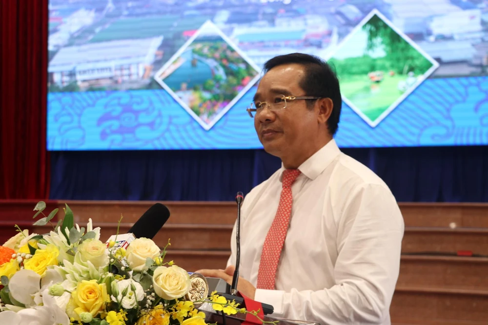 Bí thư tỉnh ủy Long An Nguyễn Văn Được phát biểu tại hội thảo. Ảnh: HD