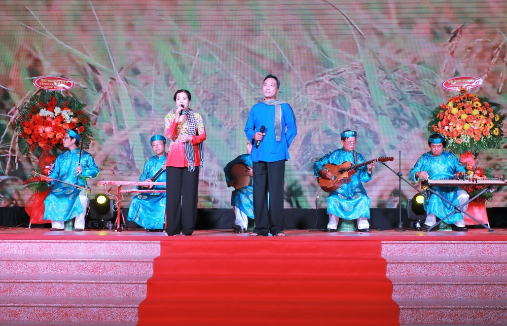 Gần 150 nghệ nhân, tài tử tham gia Liên hoan đờn ca tài tử tỉnh Long An ảnh 1 Gần 150 nghệ nhân, tài tử tham gia Liên hoan đờn ca tài tử tỉnh Long An ảnh 1