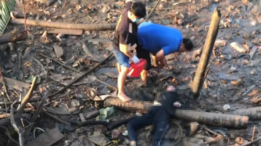 Thi thể cô gái trôi trên Sông Tiền