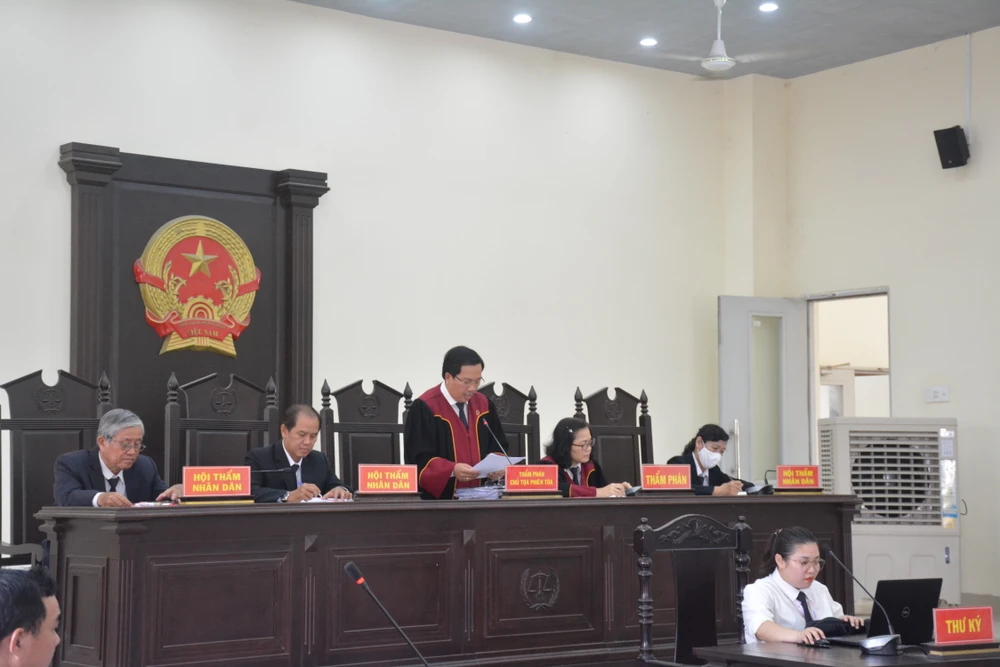 Phiên tòa xét xử Lê Thị Thu Ngân