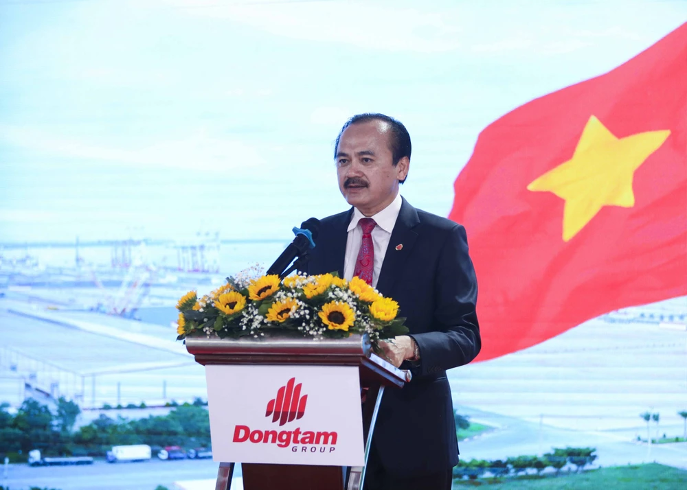 Ông Võ Quốc Thắng - Chủ tịch HĐQT Dongtam Group phát biểu tại buổi lễ. Ảnh: HUỲNH DU