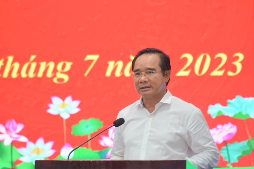 Bí thư tỉnh ủy - Nguyễn Văn Được tiếp thu ý kiến chỉ đạo của Thủ tướng Chính phủ. Ảnh:HD