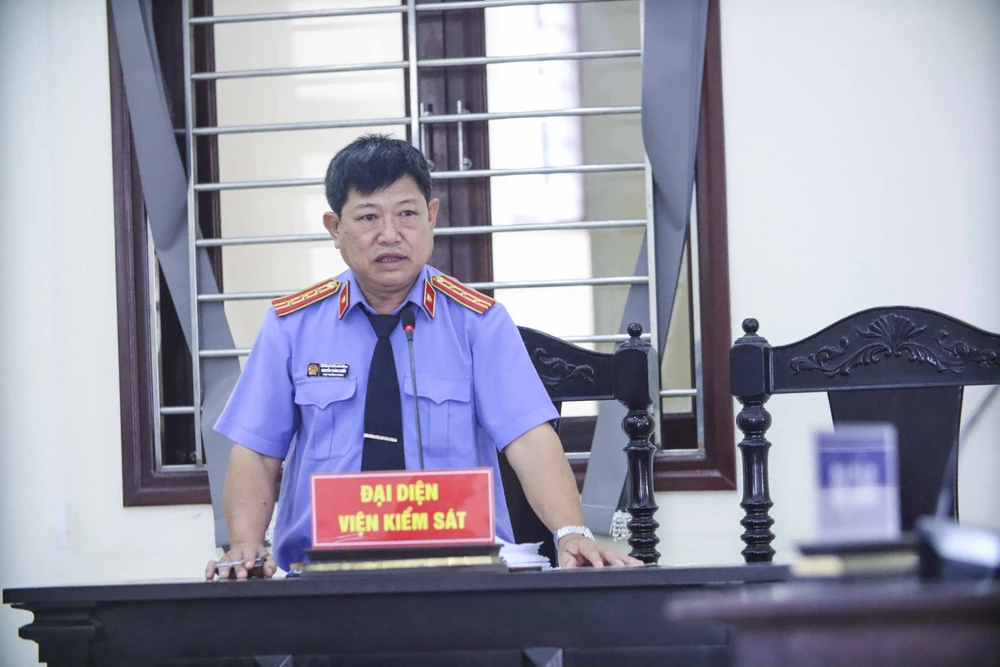 Đại diện Viện kiểm sát đề nghị mức án 5 năm tù đối với Nguyễn Hoàng Ngọc. Ảnh: HD