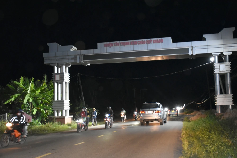 Tuyến Quốc lộ N2, người dân miền Tây trở lại TP.HCM lưu thông được đảm bảo an toàn, không gây ùn tắc. Ảnh: CHÍ TÂM