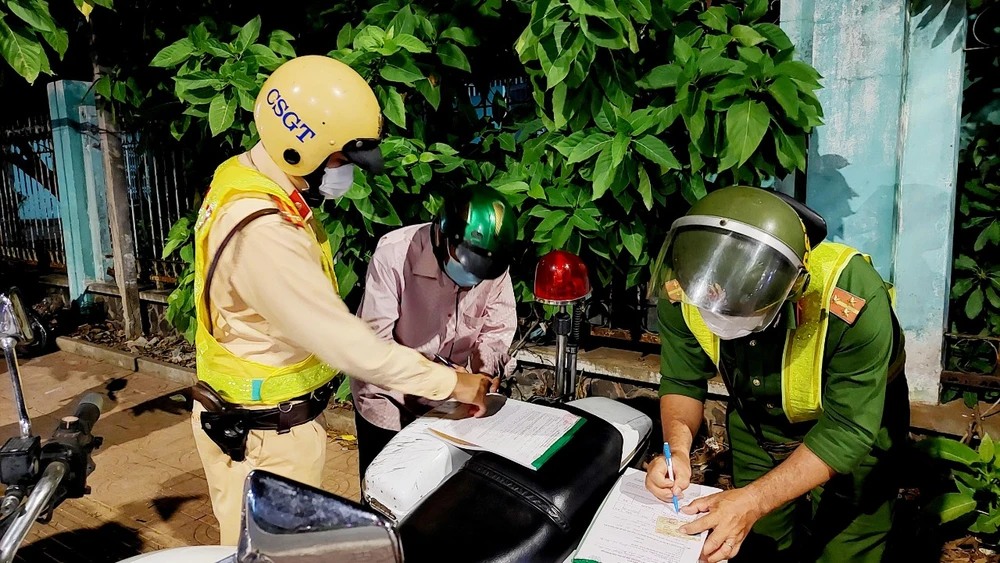 Long An 9 tháng, xử lý hơn 11.000 trường hợp vi phạm nồng độ cồn (3).jpg