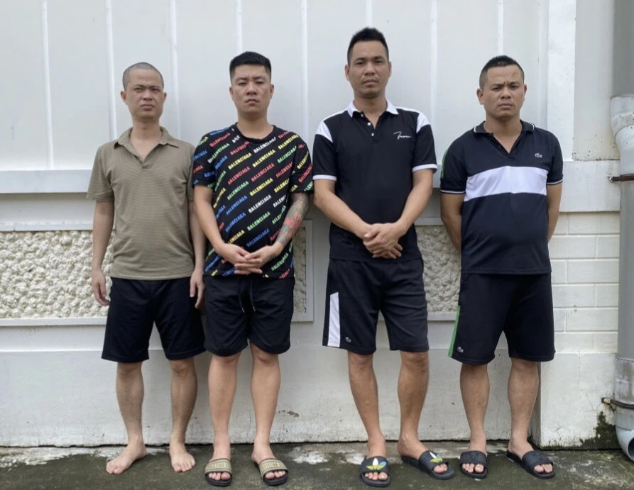 4 người cho vay nặng lãi