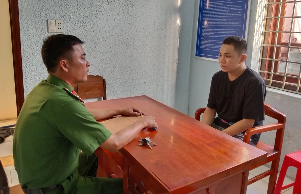 Nam thanh niên tàng trữ ma túy tại nhà bị Công an phát hiện