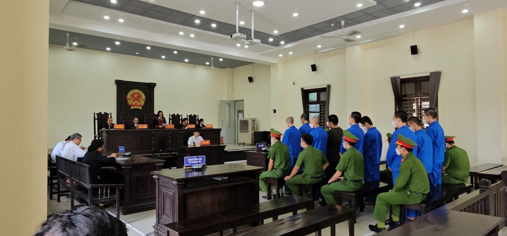 Học sinh lớp 11.jpg