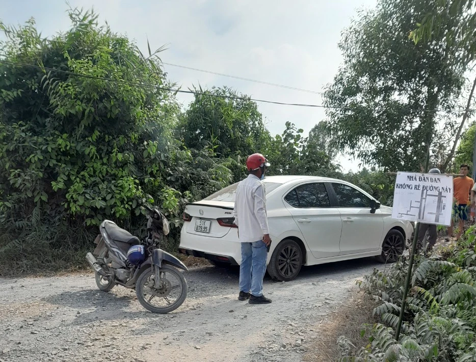 nổ súng bắn chỉ thiên 1.jpg