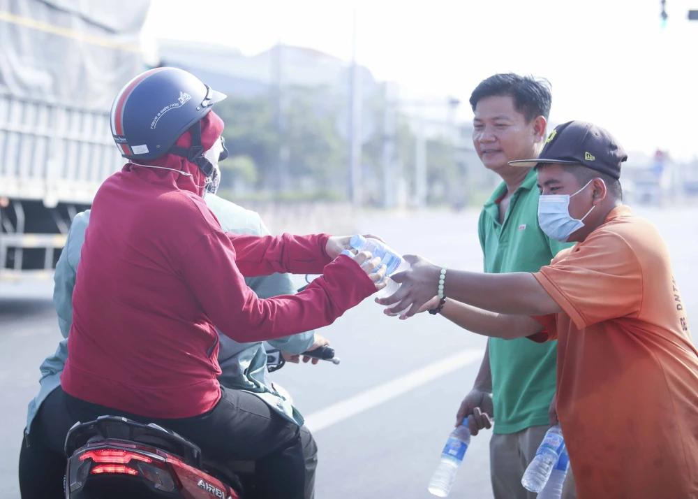 Về quê đón Tết 10.JPG