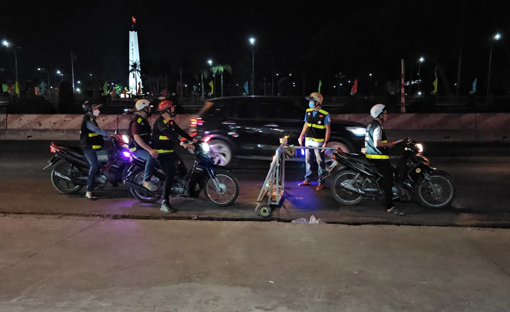 Về quê đón Tết (9).jpg