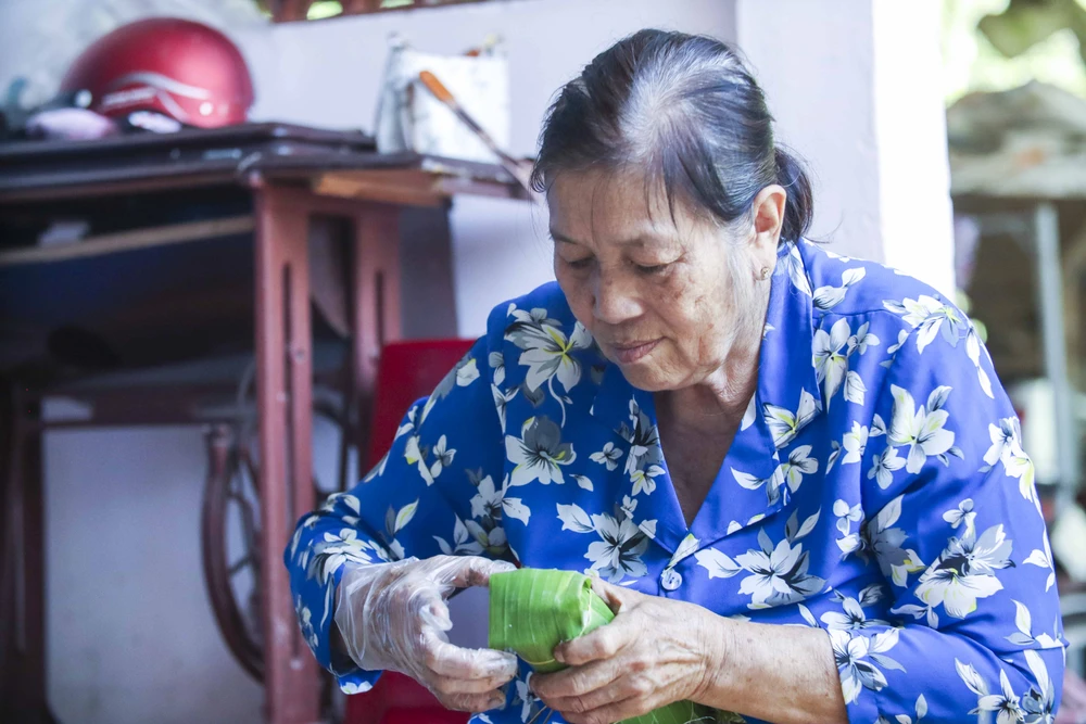 Gói bánh tét (15).JPG