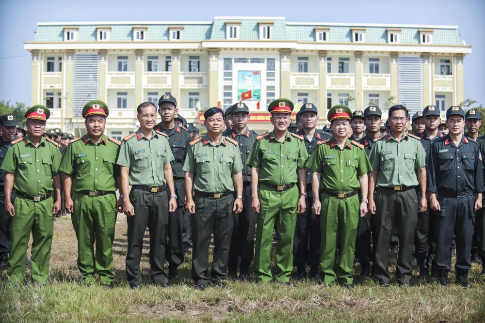 Trung đoàn CSCĐ Đông Nam (5).JPG