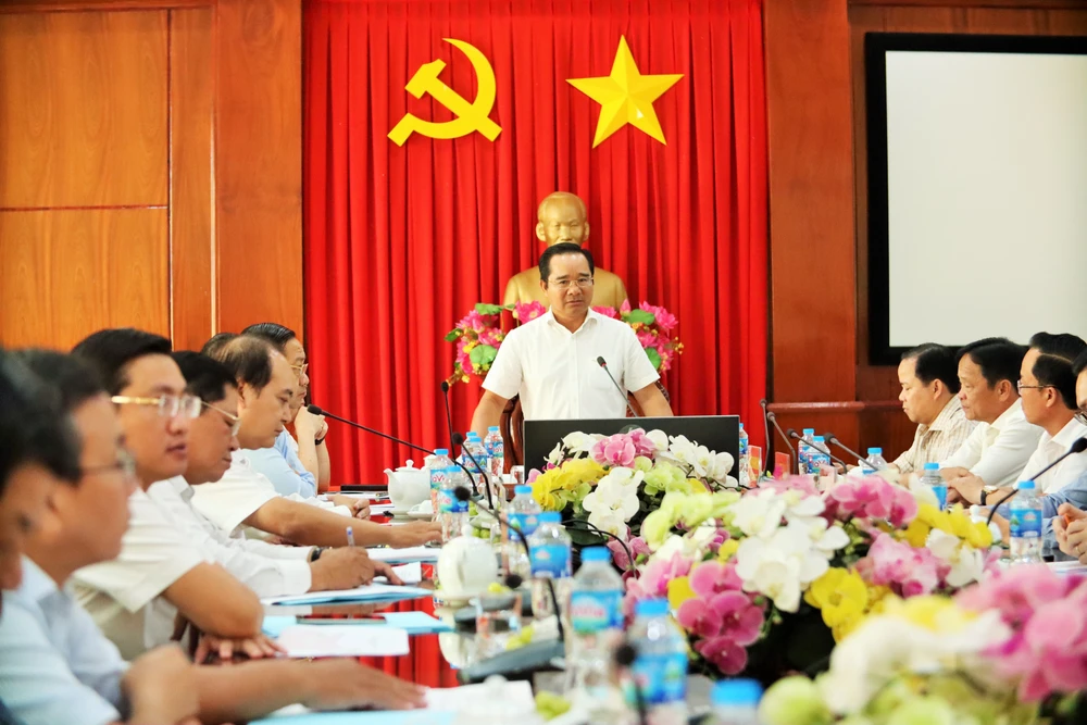 Bí thư tỉnh ủy Long An 5.JPG