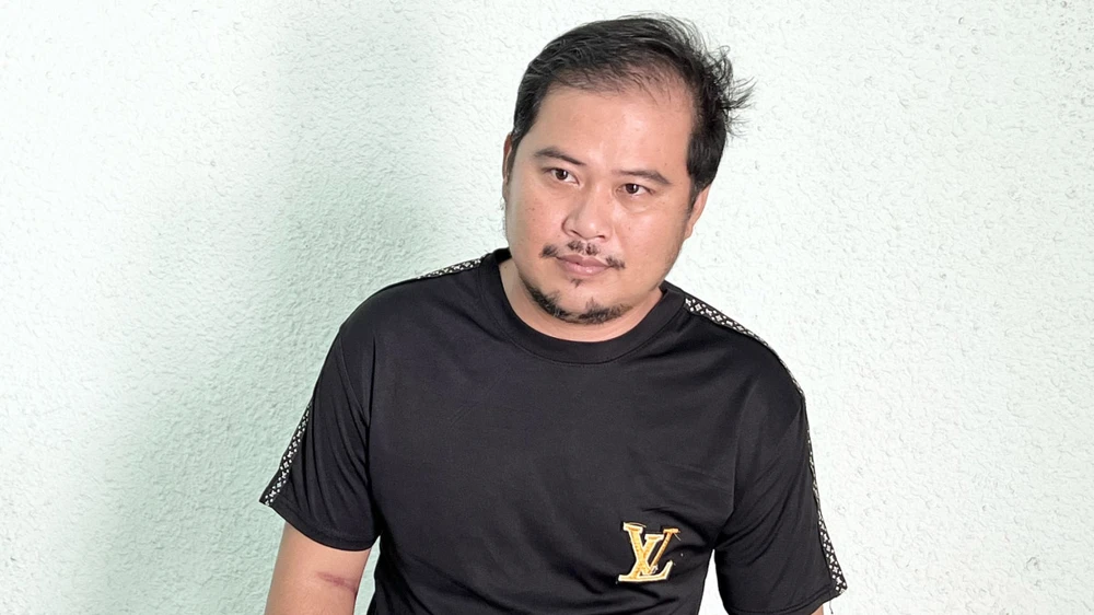 giả thương lái mua heo.jpg