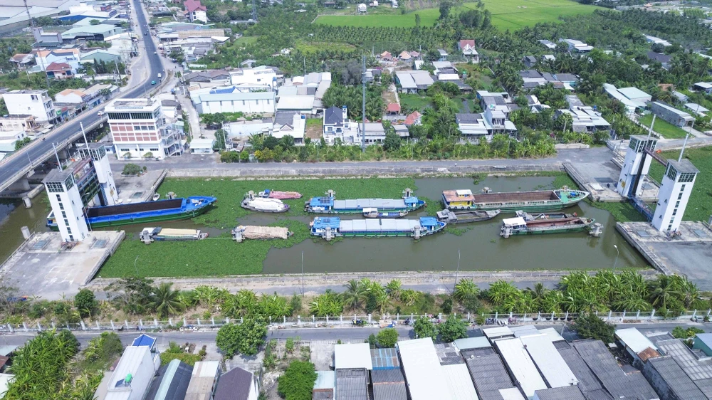 Âu tàu Rạch Chanh_1.JPG