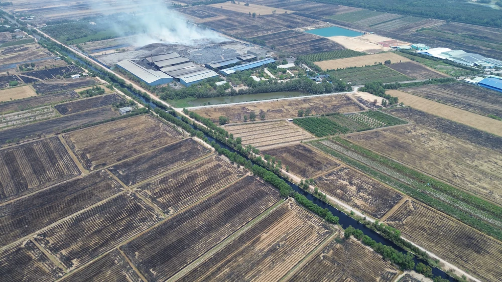 dòng kênh đen (14).jpg