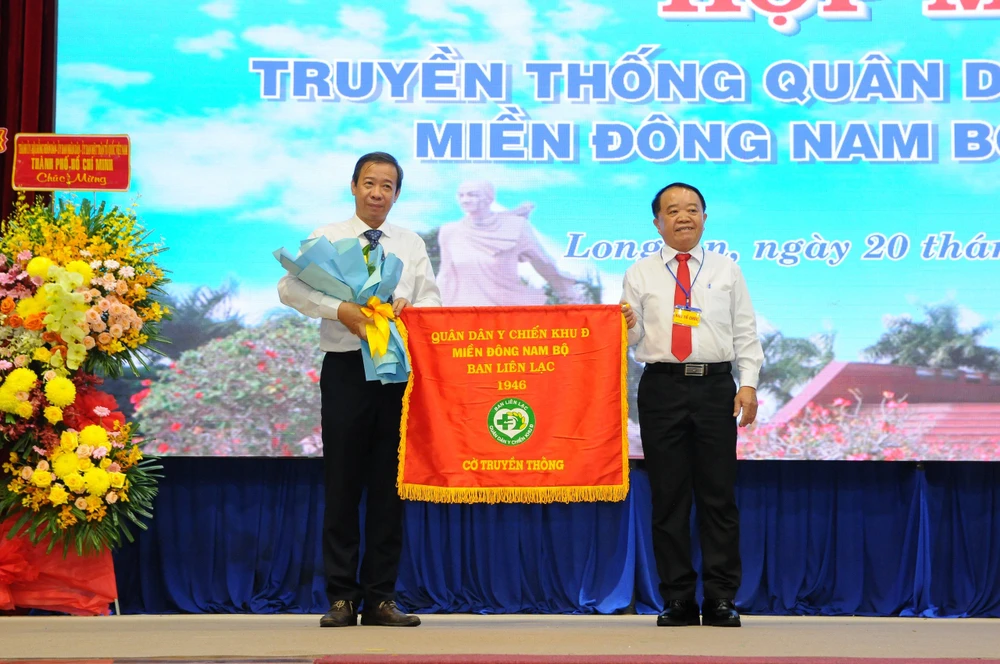 Quân Dân y Chiến khu Đ (7).jpg