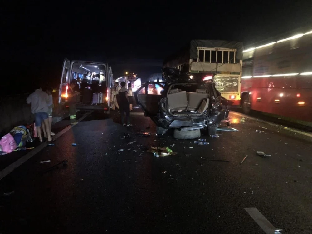 11 người bị thương.jpg