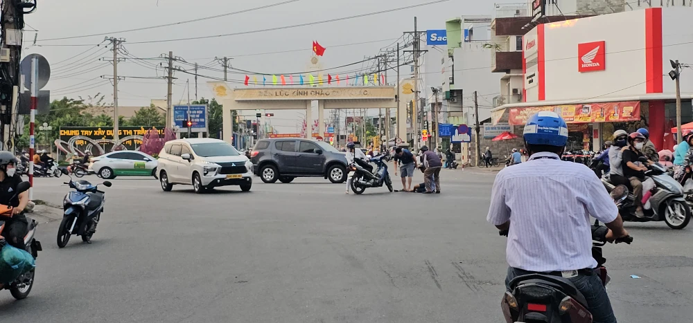 Ngã tư Long Kim (2).jpg