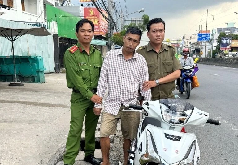 trộm xe máy (2).jpeg