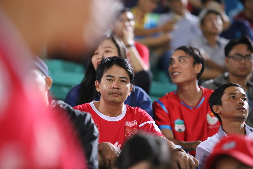 Đội bóng Long An (5).JPG