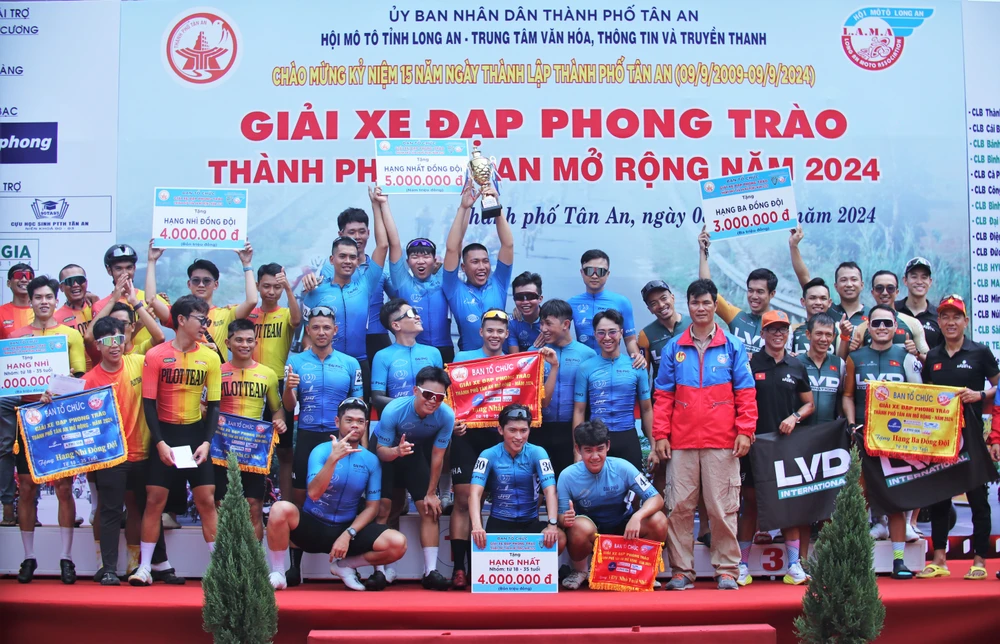 giải đua xe đạp 1.jpg