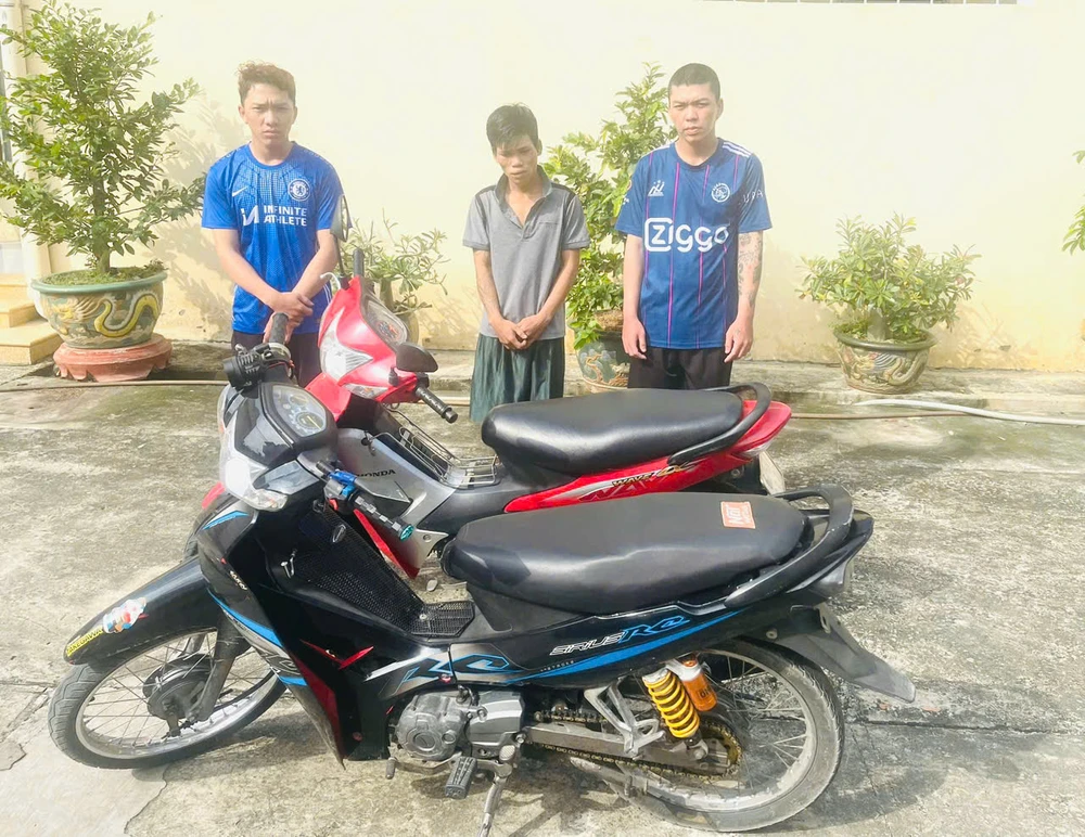 đăng hình gái xinh (2).jpg