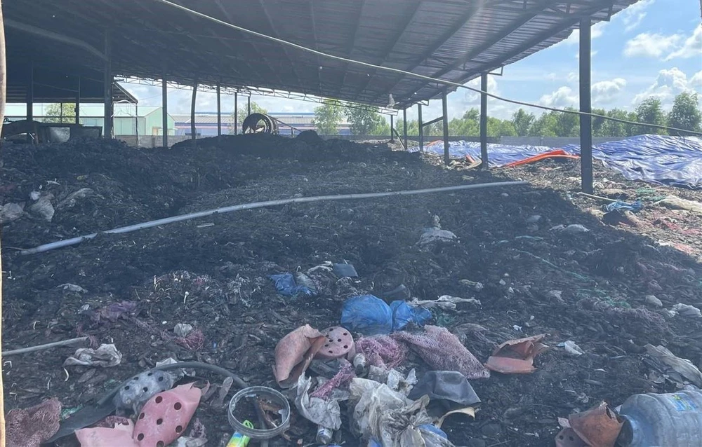 ô nhiễm môi trường 2.jpg