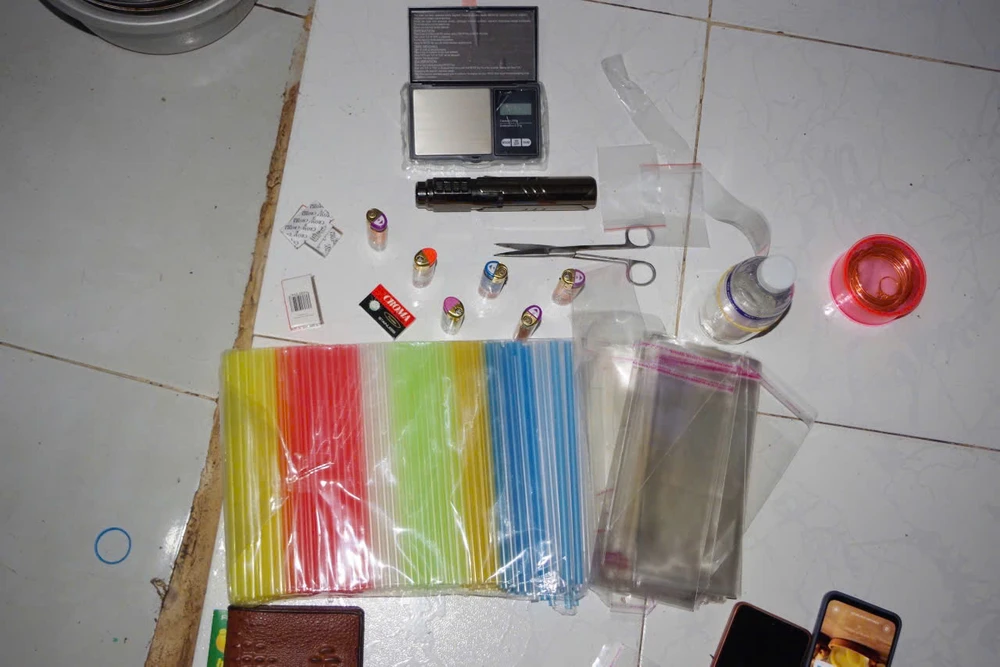 21 người phê ma túy 3.jpg