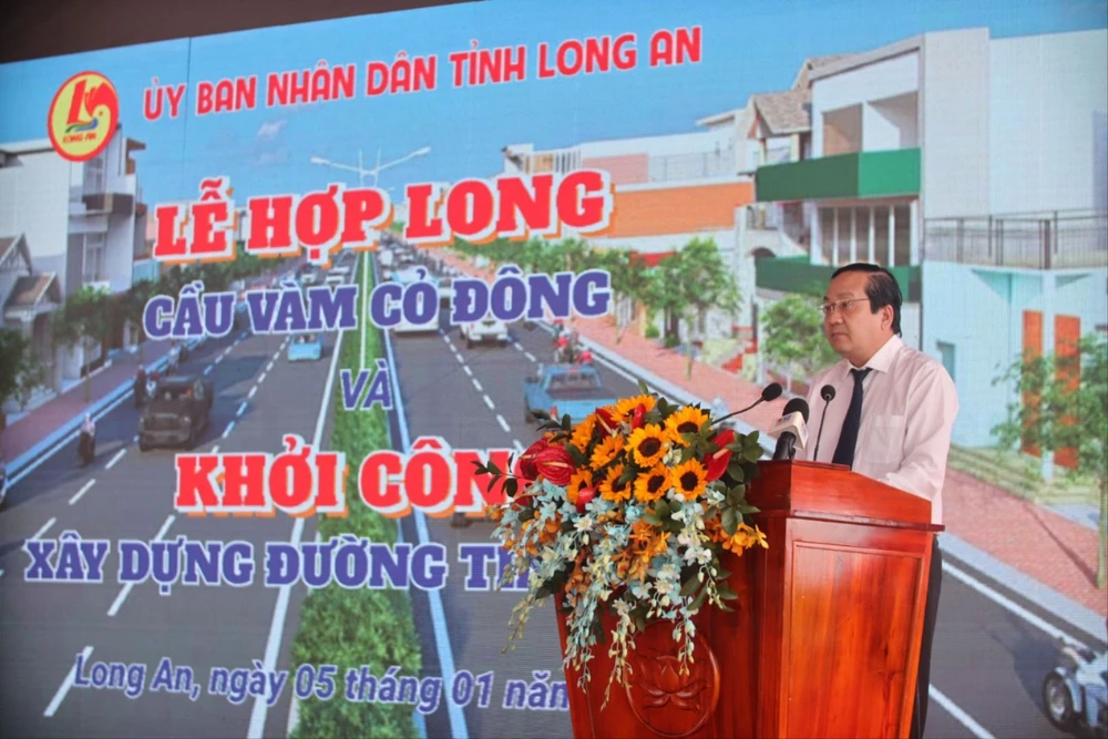 Cầu Vàm Cỏ Đông.JPG