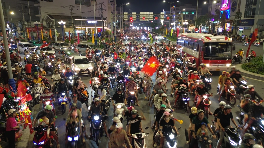 Việt Nam chiến thắng (2).JPG