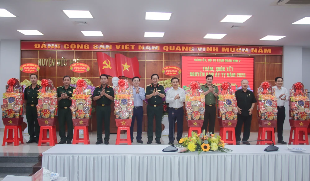 Xuân chiến sĩ_11.jpg